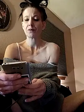 Snapshot of michele462 chatting on February 22, 2026, 5:30 am michele462 online show from February 22, 2026, 5:30 am