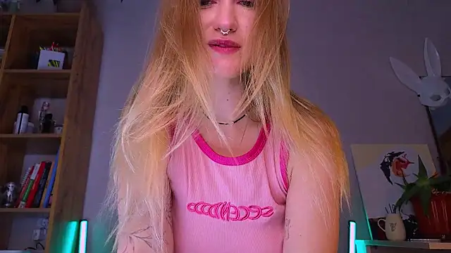 Snapshot of Amelia_naughtyGirl chatting on December 18, 2024, 12:21 am Amelia naughtyGirl online show from December 18, 2024, 12:21 am