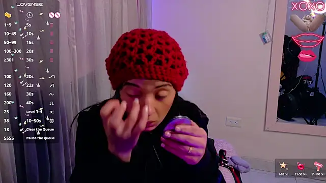 angelie 3 online show from October 1, 2025, 9:43 pm