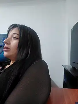 angelie 3 online show from October 15, 2025, 6:24 am