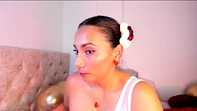 amber demons2021 online show from February 14, 2025, 10:04 pm