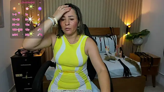 luciana ballesteros  online show from February 19, 2025, 12:22 pm