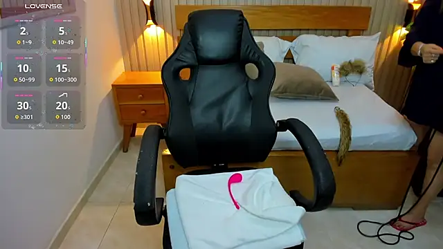 luciana ballesteros  online show from April 18, 2026, 12:31 pm