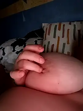 poussychats online show from January 5, 2025, 3:23 pm