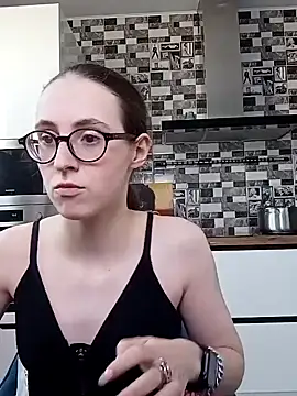 MartiniiSelenna online show from January 10, 2025, 9:34 am
