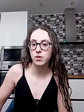 MartiniiSelenna online show from February 3, 2025, 6:56 am