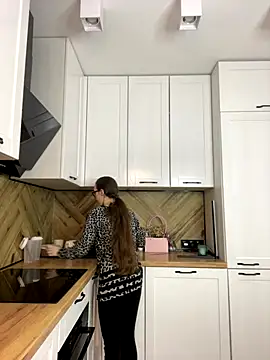 Snapshot of MartiniiSelenna chatting on September 27, 2025, 5:45 am MartiniiSelenna online show from September 27, 2025, 5:45 am