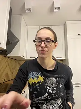 Snapshot of MartiniiSelenna chatting on October 21, 2025, 5:52 am MartiniiSelenna online show from October 21, 2025, 5:52 am