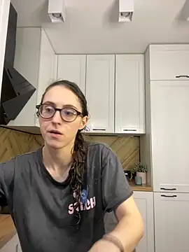 MartiniiSelenna online show from November 30, 2025, 6:50 am