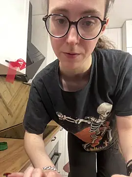 MartiniiSelenna online show from March 20, 2026, 6:51 am