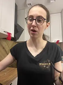 MartiniiSelenna online show from March 31, 2026, 5:52 am