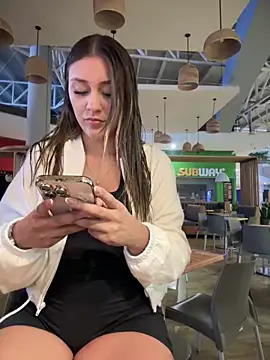 Rose-euphoria online show from March 14, 2025, 12:51 pm