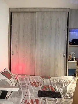 lovely kitt online show from March 9, 2025, 4:16 am