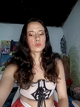 lovely kitt online show from April 14, 2026, 2:17 am