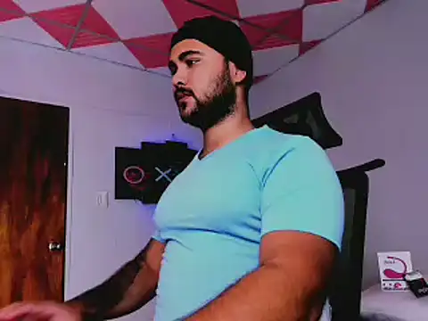 Sebas-hott online show from February 18, 2025, 2:49 am