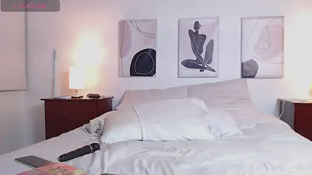 Lucy joi online show from February 25, 2025, 5:52 am