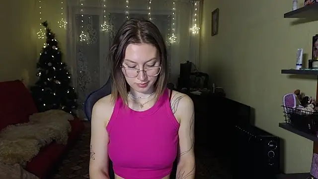 MalvinaBlum online show from December 9, 2024, 8:12 pm