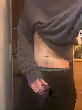 Snapshot of saku_chan_live chatting on November 28, 2025, 5:04 pm saku chan live online show from November 28, 2025, 5:04 pm