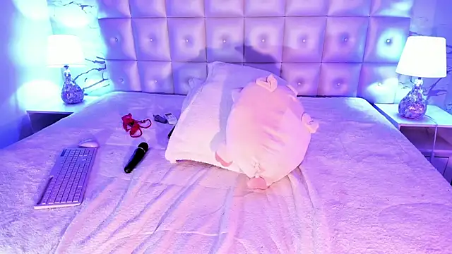 Snapshot of sabrinamilani chatting on March 18, 2025, 6:14 am sabrinamilani online show from March 18, 2025, 6:14 am