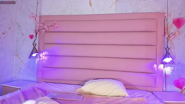 sabrinamilani online show from March 20, 2026, 3:22 am