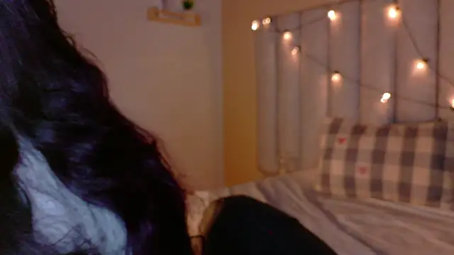 alaia-rogers online show from January 14, 2026, 11:49 am