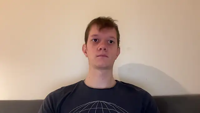 Snapshot of Cube933 chatting on October 13, 2025, 2:06 pm Cube933 online show from October 13, 2025, 2:06 pm