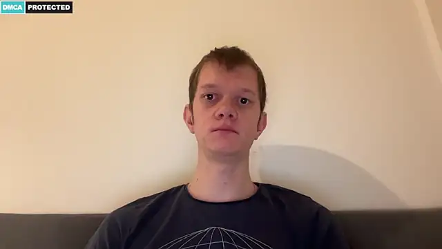 Snapshot of Cube933 chatting on July 18, 2026, 9:07 pm Cube933 online show from July 18, 2026, 9:07 pm