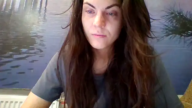 AliceTailor online show from November 12, 2025, 7:31 am