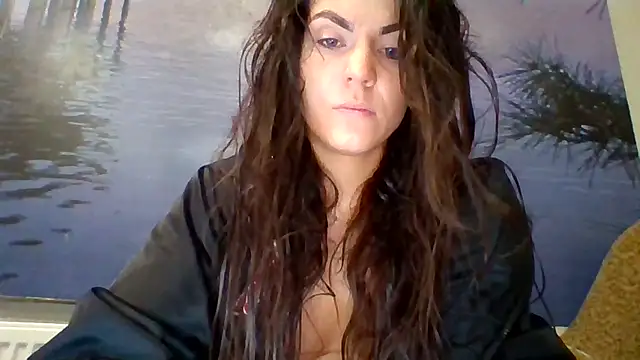 AliceTailor online show from March 12, 2026, 5:19 pm