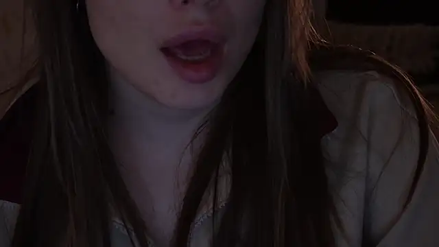 IceDanielles online show from December 21, 2025, 1:40 pm