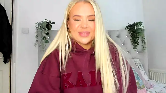 Alexia-Lee online show from February 7, 2025, 10:40 am