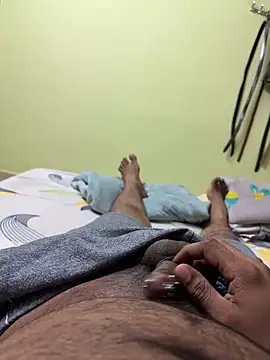 Snapshot of Indian_Dick_Pierced chatting on March 16, 2025, 9:27 am Indian Dick Pierced online show from March 16, 2025, 9:27 am