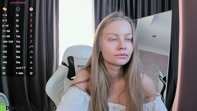 Polumna cute online show from November 27, 2025, 1:24 pm