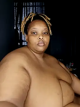 fatafricanqueen online show from December 26, 2024, 1:10 pm