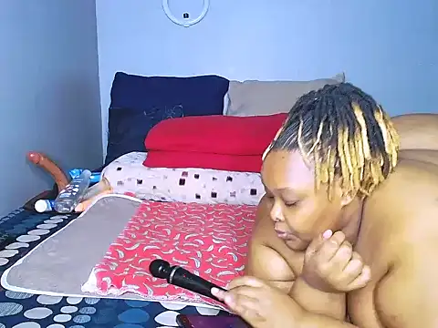 fatafricanqueen online show from September 27, 2025, 10:53 am