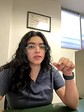 Ales Kitten online show from October 26, 2025, 2:23 pm