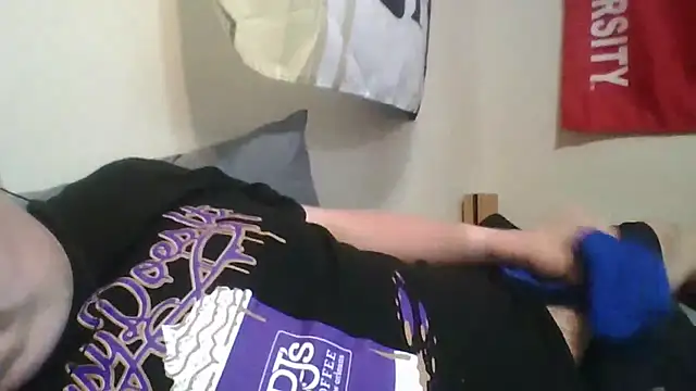 YelpedAverting online show from October 16, 2025, 7:37 pm