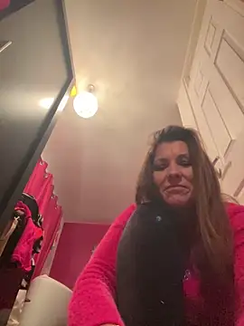 Lwhite1 online show from January 25, 2025, 12:27 am