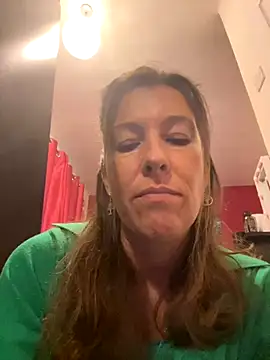 Lwhite1 online show from October 29, 2025, 4:42 pm