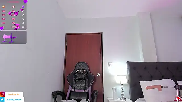 evelyn 23 online show from November 13, 2025, 3:55 pm