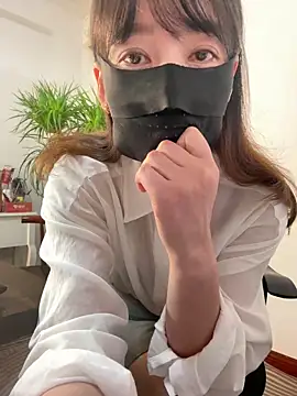 Annabody online show from February 24, 2025, 1:24 am