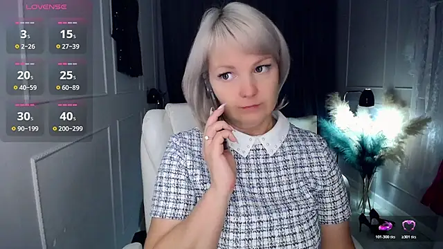 Juarnea online show from November 18, 2025, 7:02 am