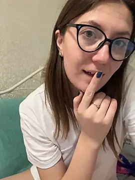 Snapshot of BeatriceTender chatting on December 6, 2024, 7:23 pm BeatriceTender online show from December 6, 2024, 7:23 pm