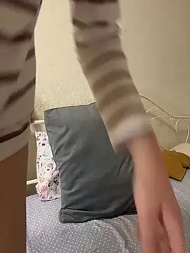 BeatriceTender online show from March 31, 2026, 6:52 pm