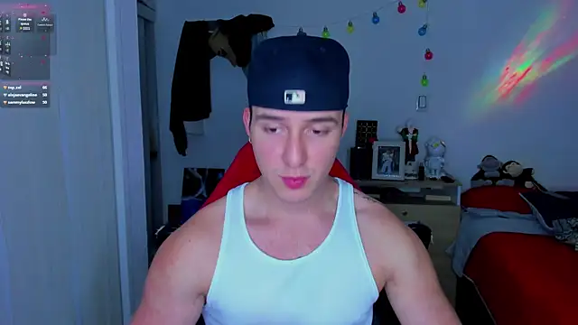 Snapshot of liam_oficial02 chatting on December 6, 2024, 3:08 am liam oficial02 online show from December 6, 2024, 3:08 am