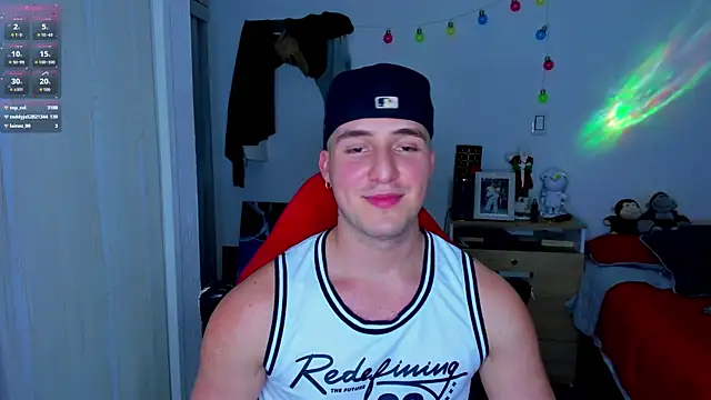 Snapshot of liam_oficial02 chatting on December 12, 2024, 6:57 am liam oficial02 online show from December 12, 2024, 6:57 am