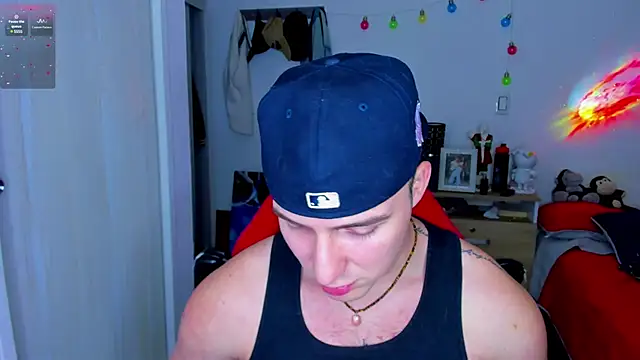 Snapshot of liam_oficial02 chatting on December 21, 2024, 3:25 am liam oficial02 online show from December 21, 2024, 3:25 am