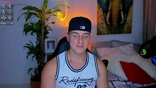 Snapshot of liam_oficial02 chatting on February 9, 2025, 6:33 am liam oficial02 online show from February 9, 2025, 6:33 am