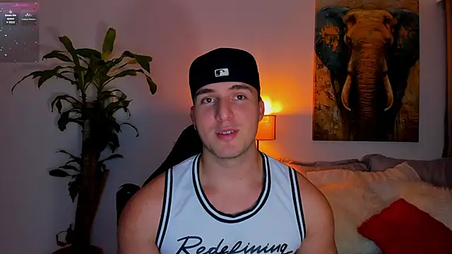 Snapshot of liam_oficial02 chatting on March 6, 2025, 3:57 am liam oficial02 online show from March 6, 2025, 3:57 am