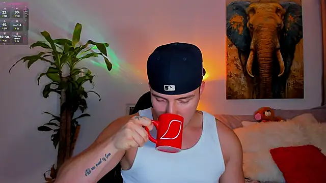 Snapshot of liam_oficial02 chatting on March 8, 2025, 4:45 am liam oficial02 online show from March 8, 2025, 4:45 am